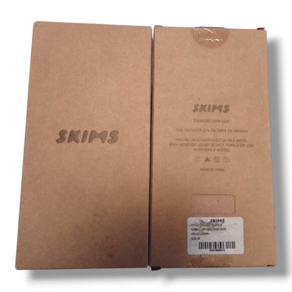 Skims Everyday Crew Socks - Ochre - Picture 3 of 3